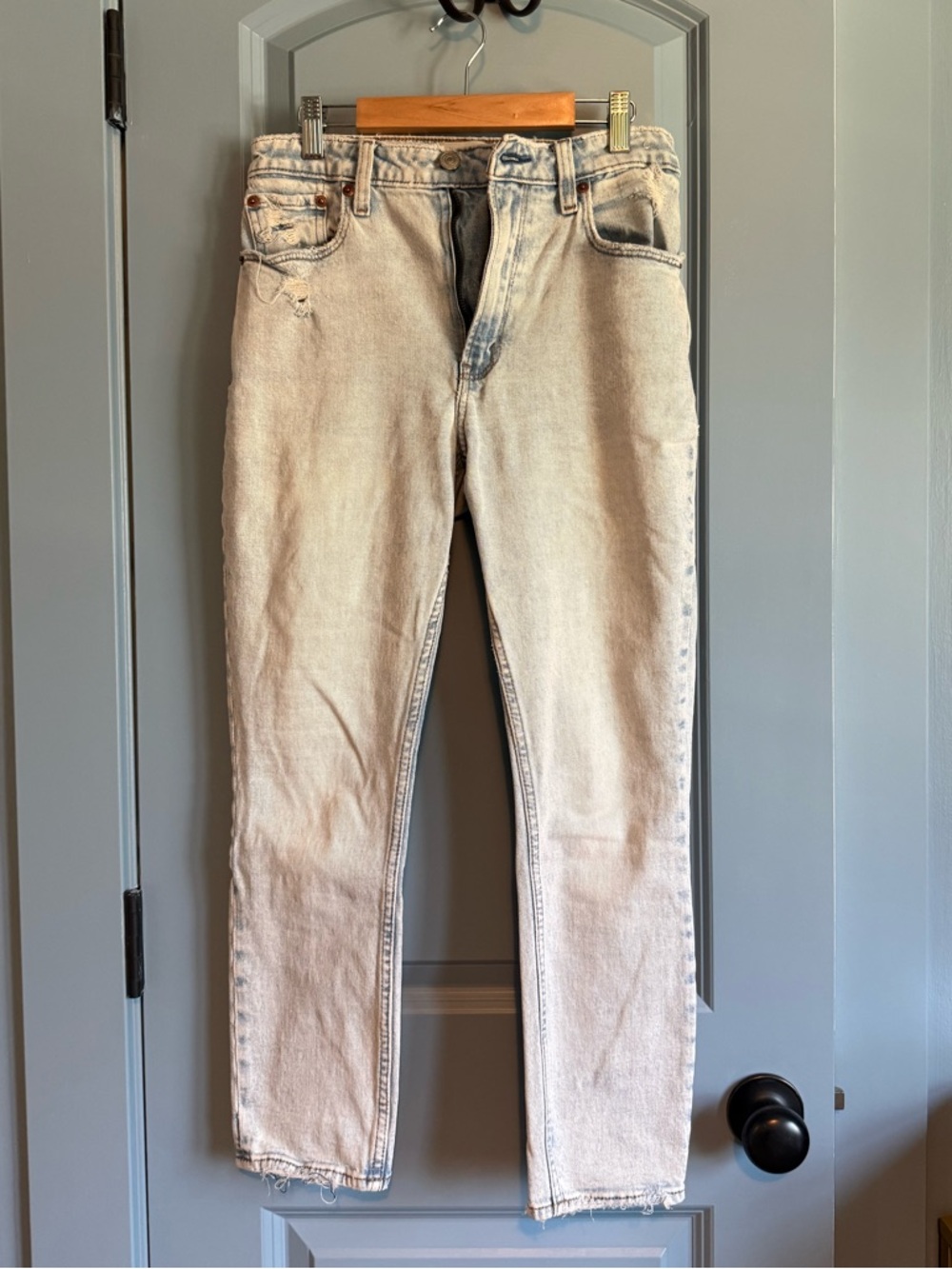 Abercrombie & Fitch Slim Straight Light Wash Jeans 2S